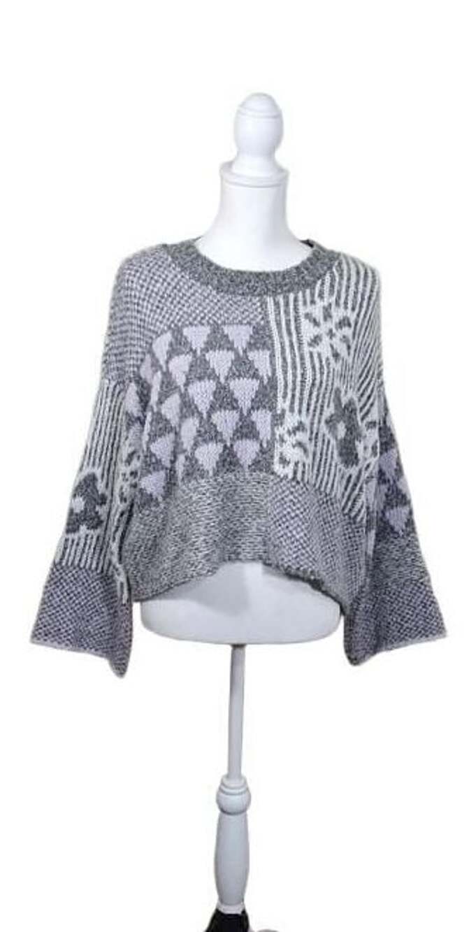 Sincerely Jules Patchwork Knit Sweater S, Oversized Crop Geometric Grey Lilac